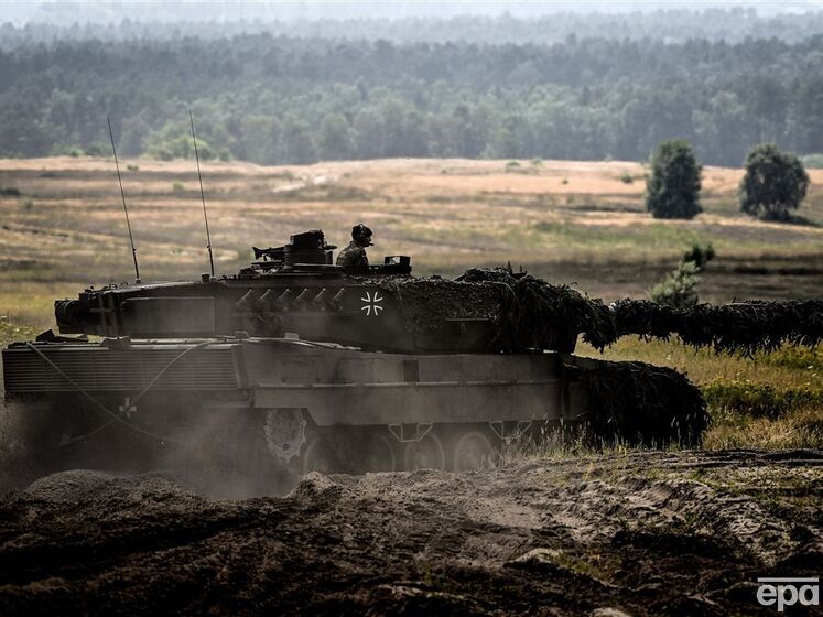 Немецкий концерн Rheinmetall заявил, что сможет передать Украине танки Leopard не раньше, чем через год