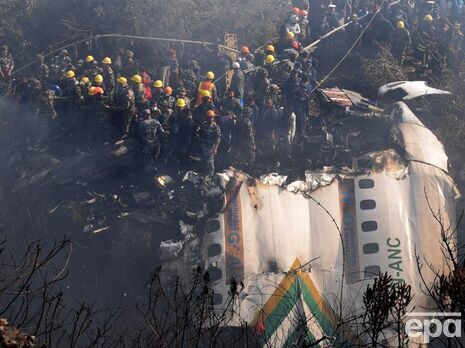 У Непалі розбився пасажирський літак із 72 людьми на борту