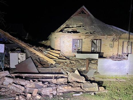 Росіяни обстріляли Нікопольський район, пошкоджено житлові будинки, лінії електропередавання і газогін – ОВА