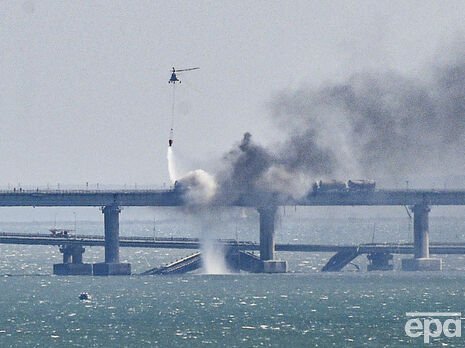 Российские оккупанты объявили о возобновлении движения автомобилей по Крымскому мосту