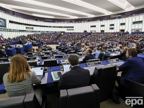Проти створення трибуналу щодо російської агресії проголосувало 19 євродепутатів, зокрема з Німеччини, Франції, Італії та Латвії. Cписок
