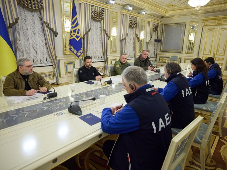 Зеленский встретился с главой МАГАТЭ, обсудили ситуацию на ЗАЭС и других атомных станциях