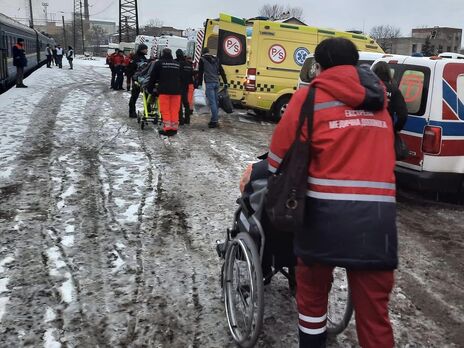 Із Херсонської до Львівської області евакуювали хворих – ОВА