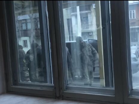 В Одессе работники военкомата задержали мужчину во время вручения повестки. Назначена служебная проверка