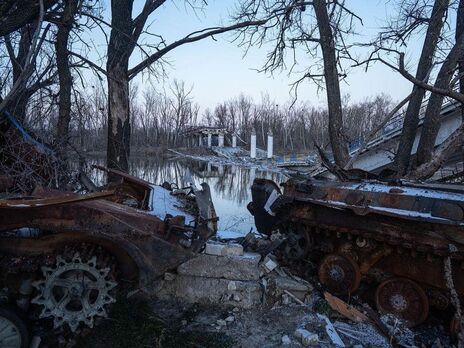 Сили оборони України упродовж доби ліквідували приблизно 690 окупантів, два літаки й чотири вертольоти – Генштаб ЗСУ