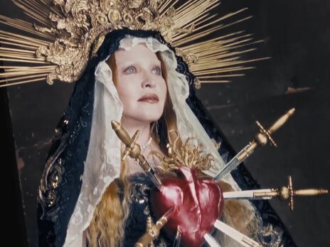 The Enlightenment. Мадонна предстала в образе Иисуса и Девы Марии в новом фильме. Видео