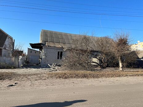 В результате обстрелов в селе Петропавловка Чугуевского района ранение получил мужчина 49 лет