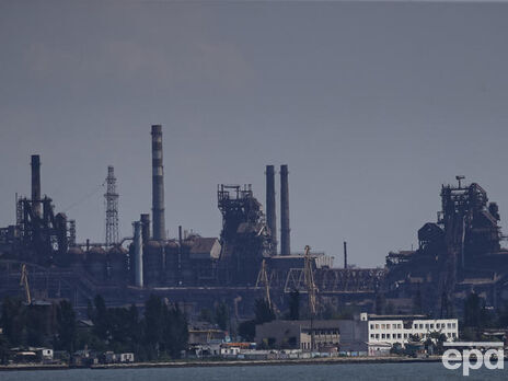 На території 