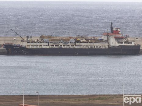 Іспанська поліція оголосила про перехоплення судна із 4,5 тонни кокаїну, який прикривали живою худобою