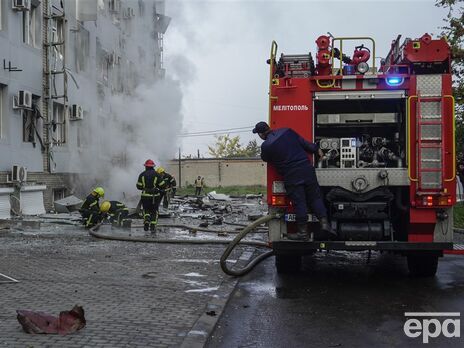 У Мелітополі масштабна пожежа в районі військової бази окупантів – мер