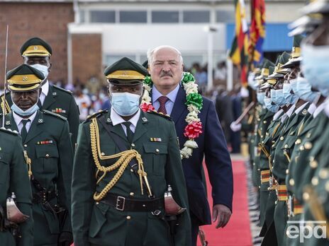 Гордон: Урод Лукашенко теперь может ездить только в Зимбабве и Россию. Ну еще, может, в Никарагуа