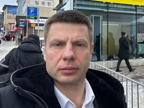 Гончаренко: Россия пытается сейчас получить какие-то результаты в первую очередь на Донбассе. И они будут ложить людей десятками тысяч