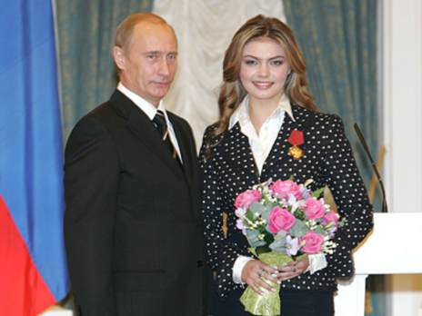 Шустер: Путін після президентства на яхті в білому костюмі, поруч із ним Кабаєва – я не можу це уявити взагалі