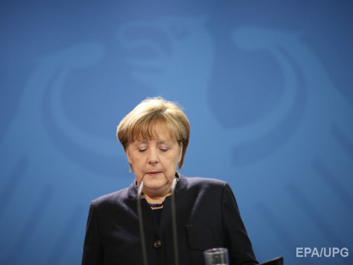Меркель назвала убийство 12 человек в Берлине терактом