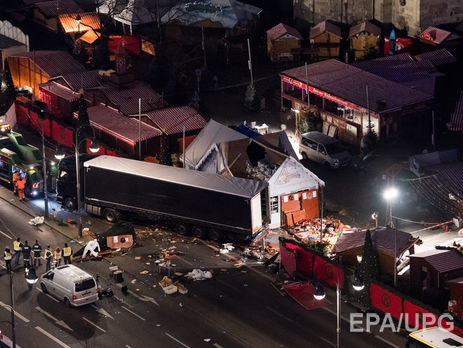 Подозреваемый в нападении на ярмарку в Берлине заявляет о своей непричастности