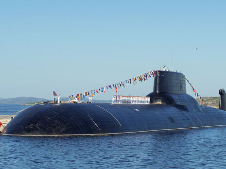 Російський підводний човен "Дмитрий Донской" виведено з експлуатації та передано на базу для утилізації