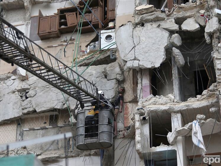 Число жертв землетрясения в Сирии возросло до 1293 человек 