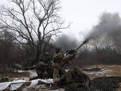 ВСУ для сдерживания возможного нового наступления РФ на юге и востоке Украины в первую очередь задействуют артиллерию 155-мм калибра, заявили в Минобороны