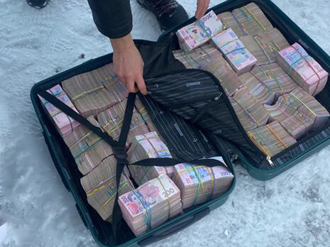 Заблоковано схему легалізації в Україні готівки, викраденої на окупованій території – БЕБ