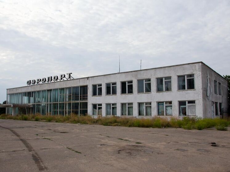 ЗСУ вдарили по аеродрому в Бердянську, знищено понад 100 окупантів – МВА