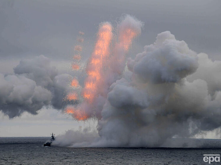 Окупанти вивели у Чорне море два ракетоносії, загальний залп – 16 ракет – ВМС ЗСУ