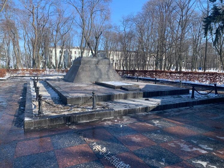 Киевские власти обратились в Минкульт с предложением эксгумировать и перезахоронить Ватутина из могилы в центре столицы