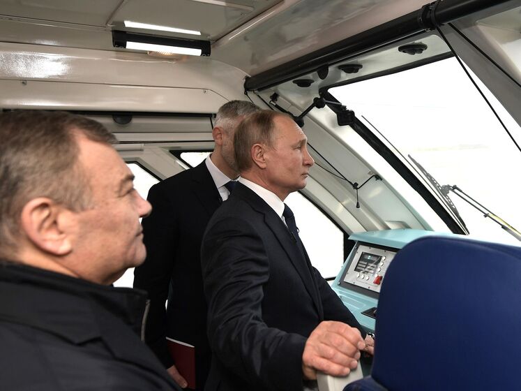 Путін після повномасштабного вторгнення в Україну пересів на спеціальний бронепоїзд – ЗМІ