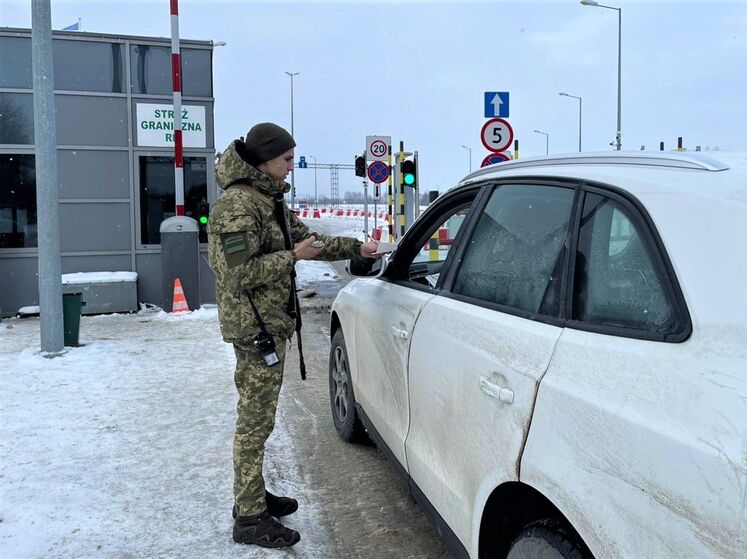 В ГПСУ рассказали, сколько чиновников не смогли пересечь границу за время действия запрета на выезд из Украины для госслужащих