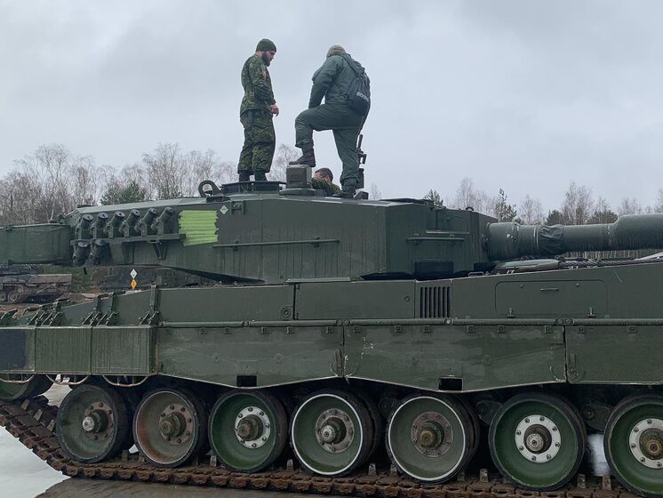 Усі танки, які Канада обіцяла надати Україні, уже доправлено в Європу – глава міноборони