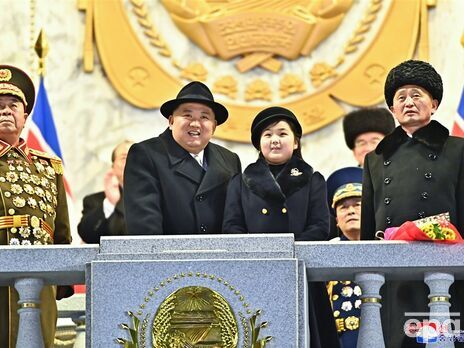 Дочь Ким Чен Ына все чаще появляется на публике. Мировые СМИ считают, что из нее могут готовить наследницу