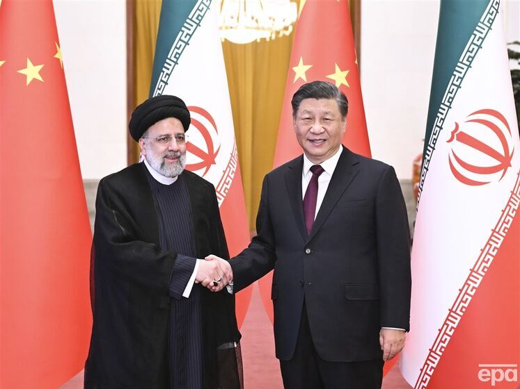 Китай заявив, що розвиватиме співпрацю з Іраном. ЗМІ вважають, що сторони домовилися разом протистояти США