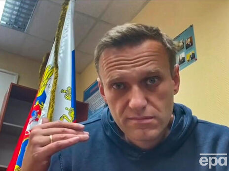 Навальний заявив, що РФ має визнати Україну в межах 1991 року. Раніше він казав, що Крим – не бутерброд, щоб його 