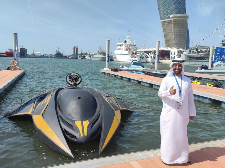 На військово-морській виставці в Абу-Дабі розробники з України презентували компактний сучасний підводний човен, здатний обдурити радари