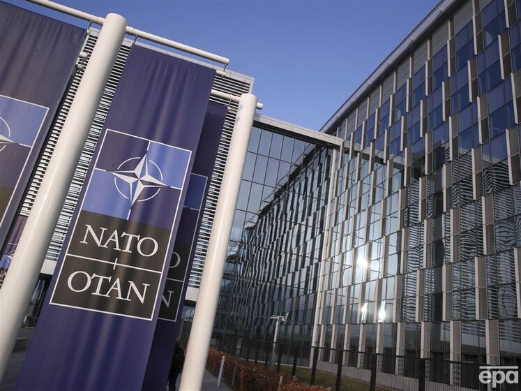 "Рекордные показатели". Опрос показал, что вступление в НАТО поддерживают 86% украинцев, в Евросоюз – 87%