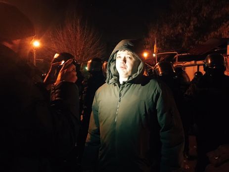 В Киеве ночью произошли столкновения при попытке снести МАФы