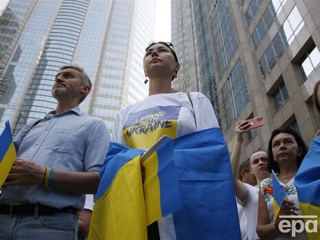 В усьому світі 23–24 лютого відбулися акції на підтримку України до річниці російського вторгнення. Фоторепортаж