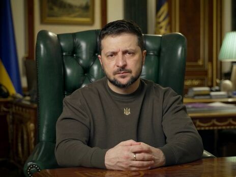 Зеленський звільнив командувача операції Об'єднаних сил