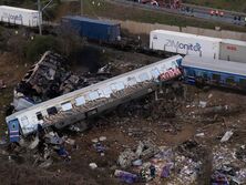 В Греции столкнулись два поезда. 38 человек погибли, 85 ранены