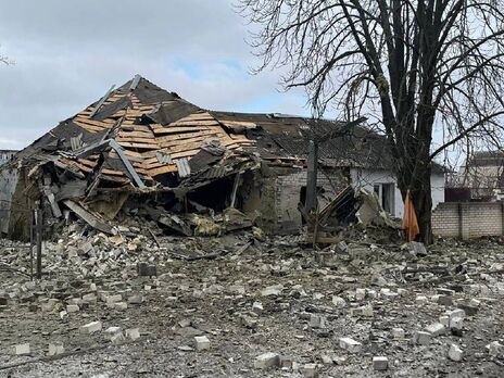 Оккупанты утром обстреляли многоэтажку в Чугуеве Харьковской области. Есть раненые, в том числе ребенок – ОВА