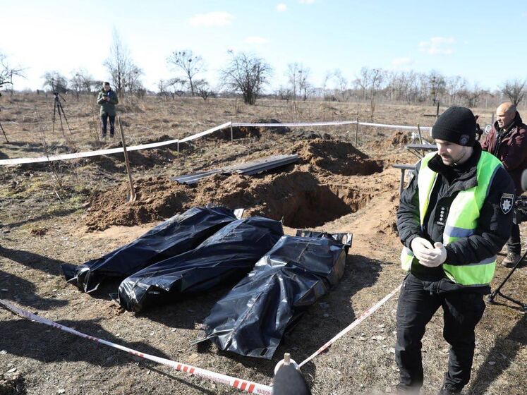 У Київській області виявили тіла 1373 цивільних, загиблих під час окупації, понад 700 – убито з вогнепальної зброї – поліція