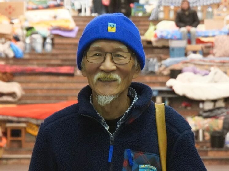 "Я тут навсегда". В Харькове волонтером стал 75-летний японец