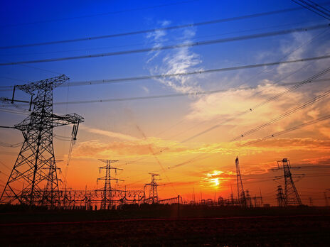 Експорт електроенергії може стати позитивним кроком для енергетики України – Центр Разумкова