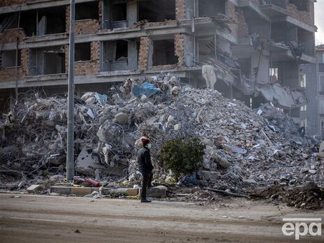 Через руйнування після землетрусу в Туреччині затримали вже приблизно тисячу людей