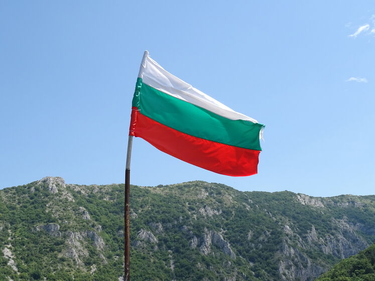 Болгарія за останні два роки передала Україні зброї на мільярди доларів – ЗМІ