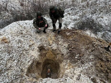У Київській області сьогодні знищують міни й боєприпаси, громадян попереджають про вибухи