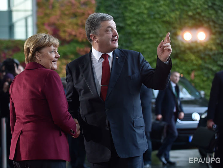 Порошенко обсудил с Меркель попытку наступления боевиков на Светлодарской дуге