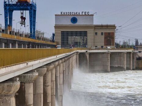 Россияне повредили дамбу Каховской ГЭС, под угрозой водоснабжение Кривого Рога и Никополя – ОВА
