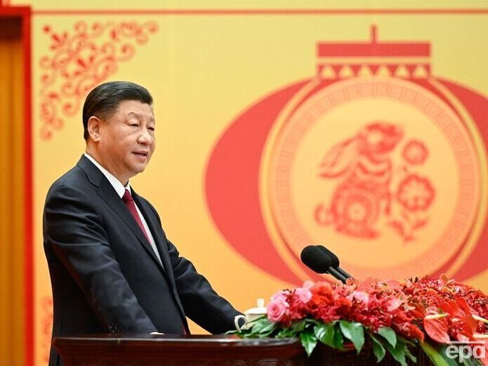 Сі Цзіньпіна одностайно переобрали главою КНР. Він став першим в історії лідером, який керуватиме Китаєм третій строк