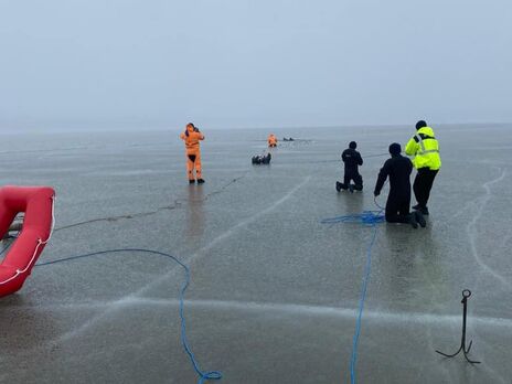 В Харьковской области под лед провалились два рыбака, один погиб – ГСЧС