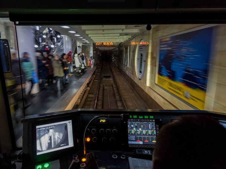 В Харькове заработало метро, остановившееся после ракетного удара 9 марта